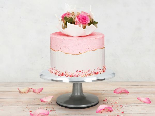 Vrtljiv podstavek kovinski